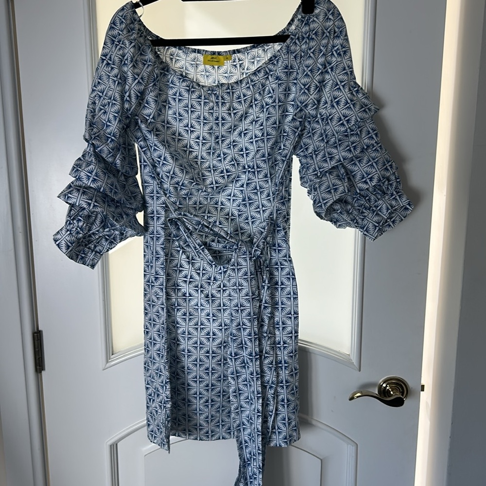 Roller Rabbit Blue and White Patterned Top - Picture 2 of 3